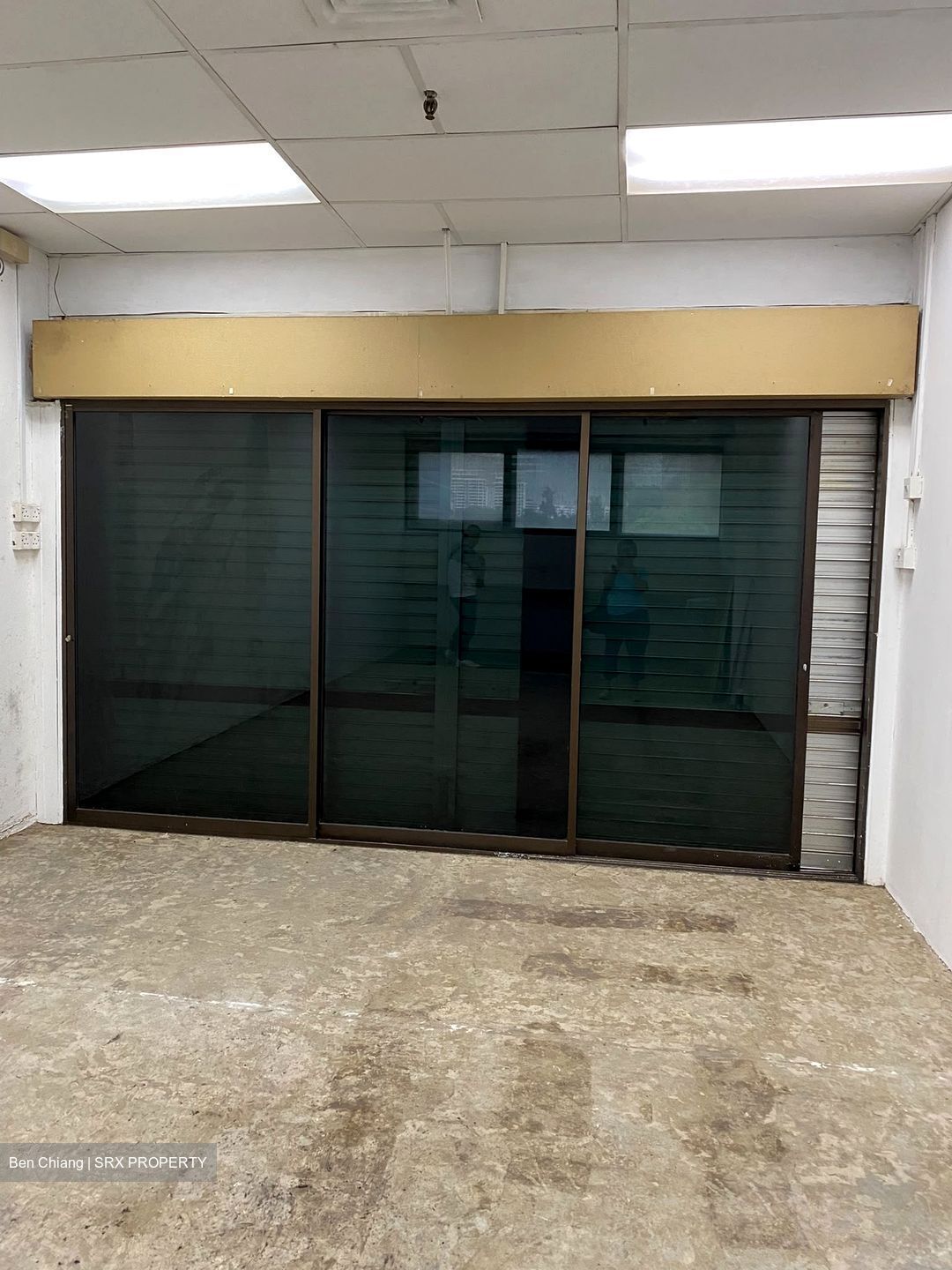 Lucky Plaza (D9), Retail #601527001